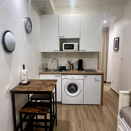 Joli - Cartoucherie - Tram - Parking Appartement